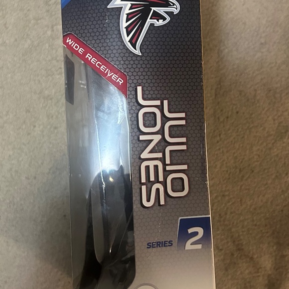 NFL Julio Jones McFarlane Madden 17 Ultimate Team Series 2 - Picture 3 of 4